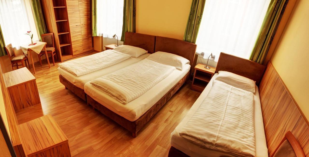 Pension Jahn Salzburg Rum bild